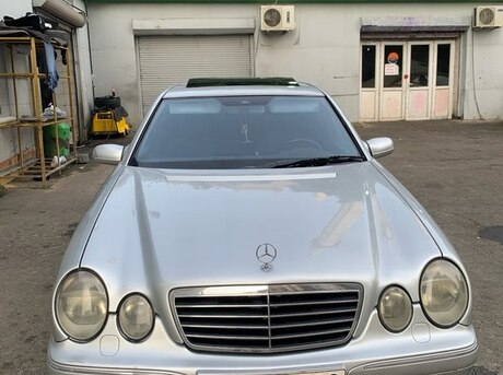 Mercedes E 240 2000