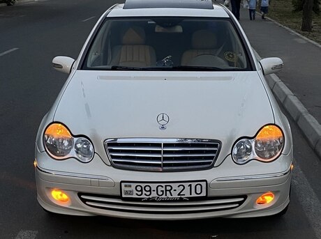 Mercedes C 280
