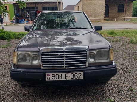 Mercedes E 220 1993