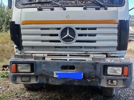 Mercedes Axor 3340 2003
