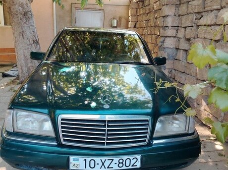 Mercedes E 220 d 1995