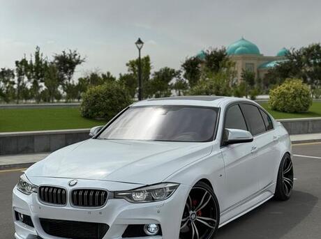 BMW 328 2016