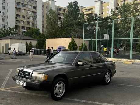 Mercedes 190 1990