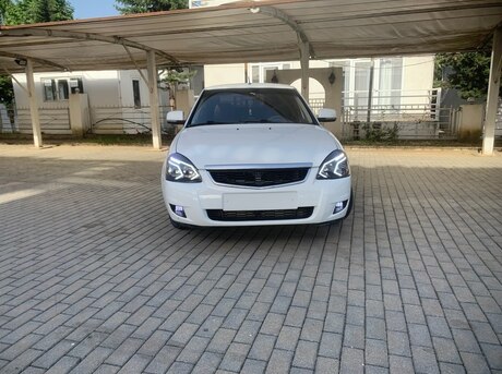 LADA (VAZ) Priora 2013