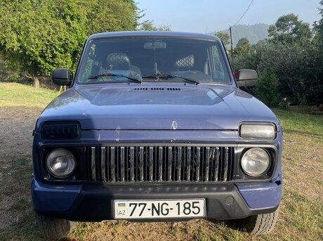 LADA (VAZ) Niva 2015
