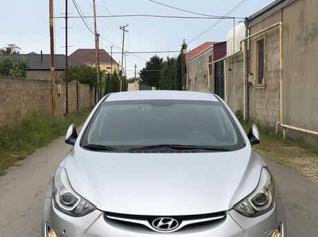 Hyundai Avante 2014