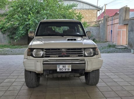 Mitsubishi Pajero 1996