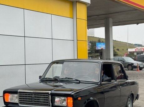 LADA (VAZ) 2107 2010
