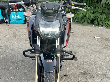 TVS Apache RTR 200