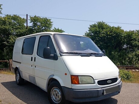 Ford Transit 1999