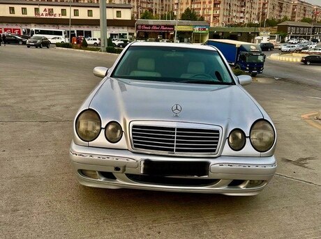 Mercedes E 240 1998