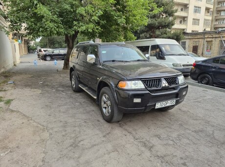 Mitsubishi Pajero Sport 2005