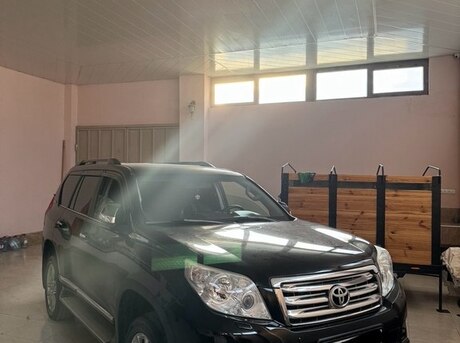 Toyota Land Cruiser Prado 2012