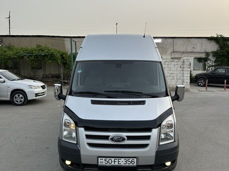 Ford Transit 2011