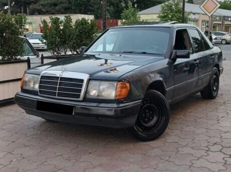 Mercedes E 250 1987