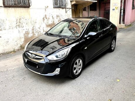 Hyundai Accent 2013