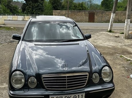 Mercedes E 320 2000