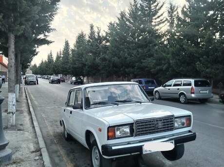 LADA (VAZ) 2107 2011