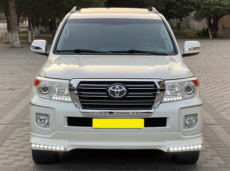 Toyota Land Cruiser 2012