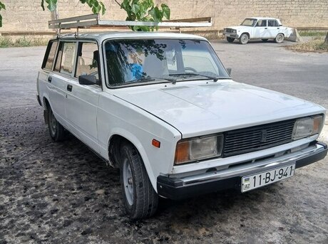 LADA (VAZ) 2104 2000