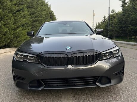 BMW 330e 2021