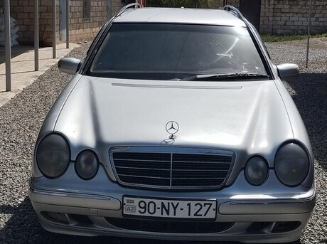 Mercedes E 220 d 2001