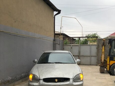 Hyundai Sonata 1999