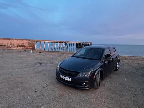 Opel Astra 2008