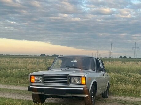 LADA (VAZ) 2107 2011