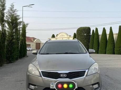 Kia  2010