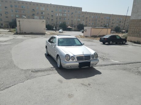 Mercedes E 230 1996