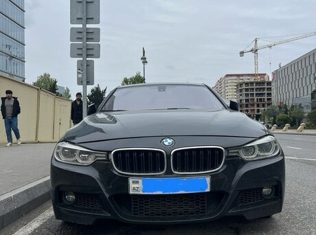 BMW 328 2016