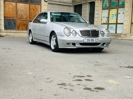 Mercedes E 270 2001