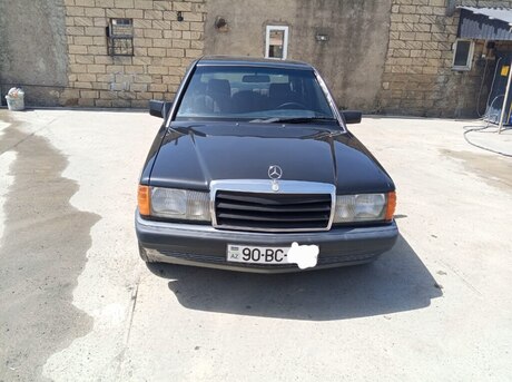 Mercedes 190 1990