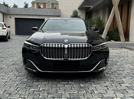 BMW 730 2020