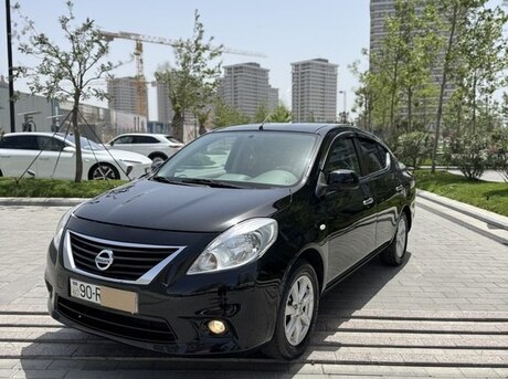 Nissan Sunny 2012