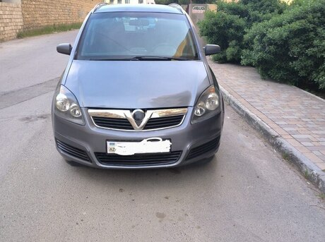 Opel Zafira 2005