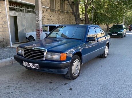 Mercedes 190 1990