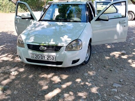 LADA (VAZ) Priora 2013