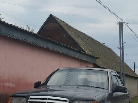 Mercedes E 220 1995