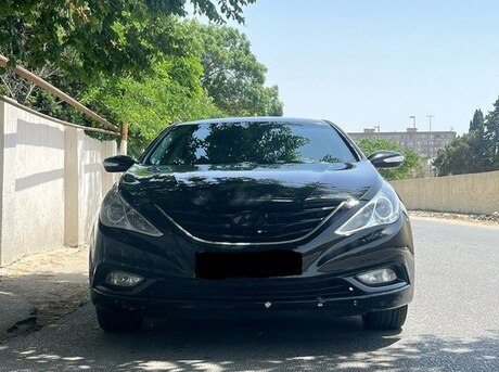 Hyundai Sonata 2011