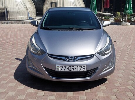 Hyundai Elantra 2015