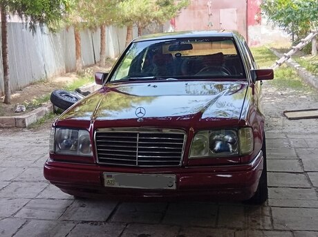 Mercedes E 220 1993