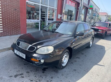 Daewoo Leganza 2001