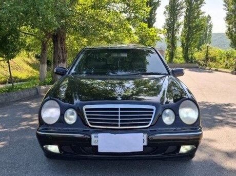Mercedes E 240 2000