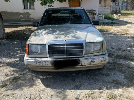 Mercedes E 200 d 1992