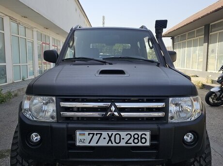 Mitsubishi Pajero Mini 2012