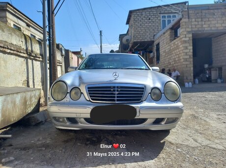 Mercedes E 270 2001