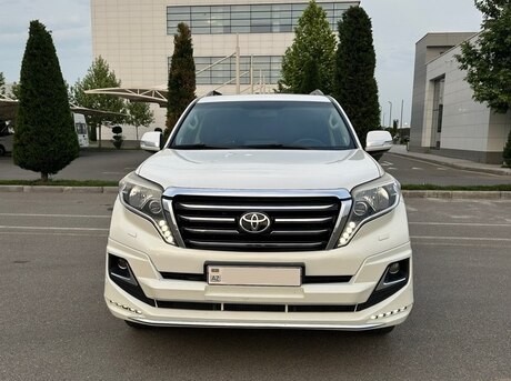 Toyota Land Cruiser Prado 2013