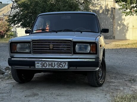 LADA (VAZ) 2107 2010